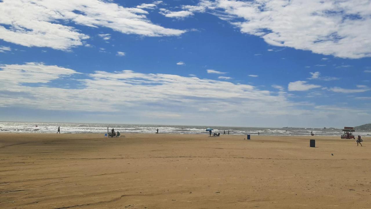 Ampla Cobertura Na Praia Do Mar Grosso לגונה מראה חיצוני תמונה